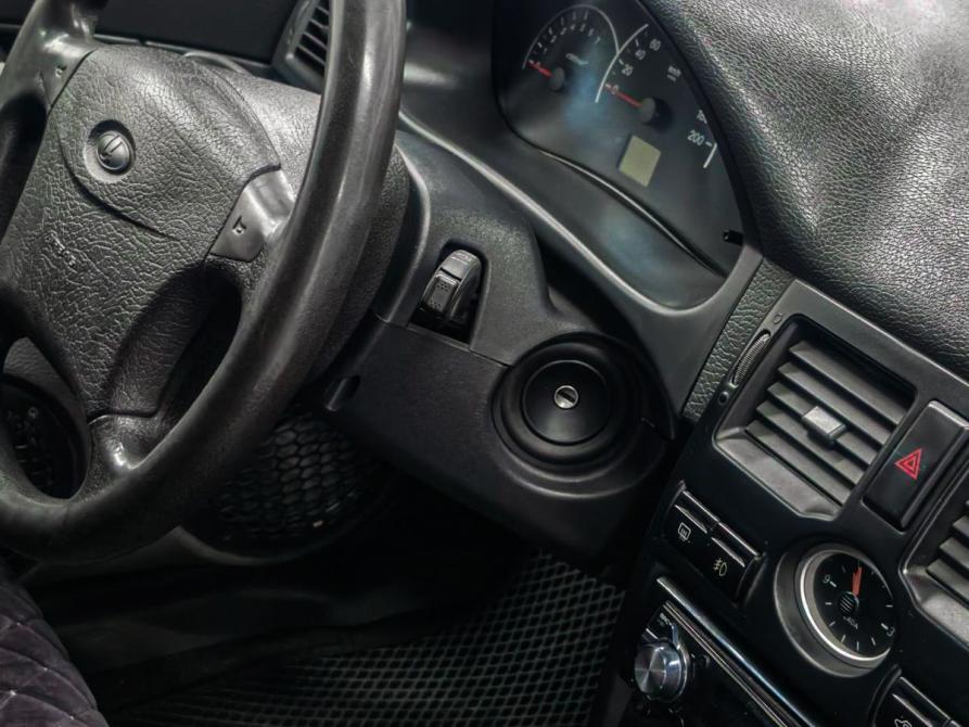Lada (ВАЗ) Priora I Ростов-на-Дону  - изображение 15
