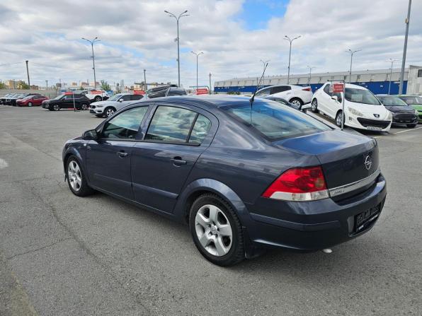 Opel Astra H Рестайлинг с пробегом 2008 года, цена 410 000 рублей, 168731 км, седан, Автокод Объявления