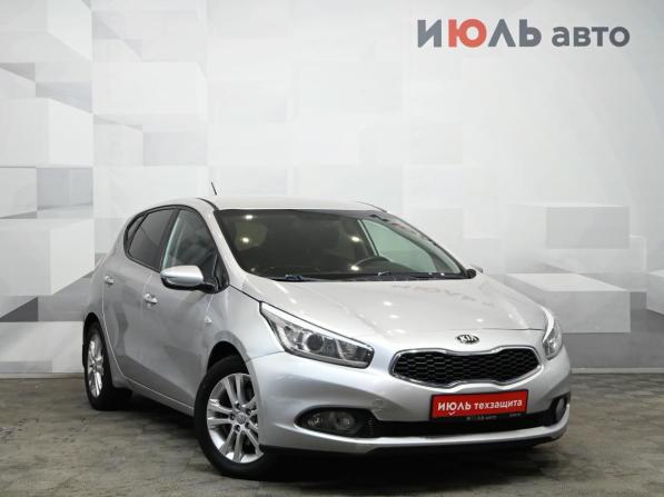 Kia Ceed II с пробегом 2012 года, цена 1 200 000 рублей, 159458 км, хэтчбек, Автокод Объявления