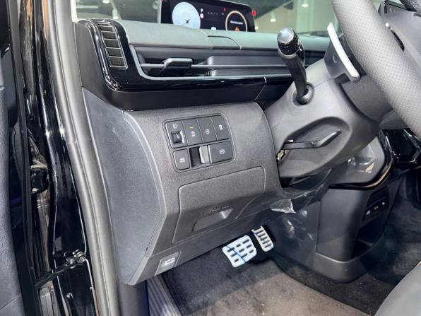 Новый Hyundai Staria I 2024 года, цена 9 490 000 рублей, минивэн, Автокод Объявления