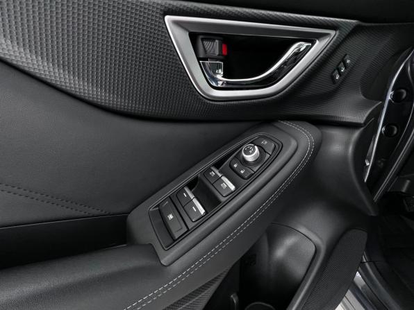 Subaru Forester V с пробегом 2020 года, цена 2 880 000 рублей, 59977 км, внедорожник, Автокод Объявления
