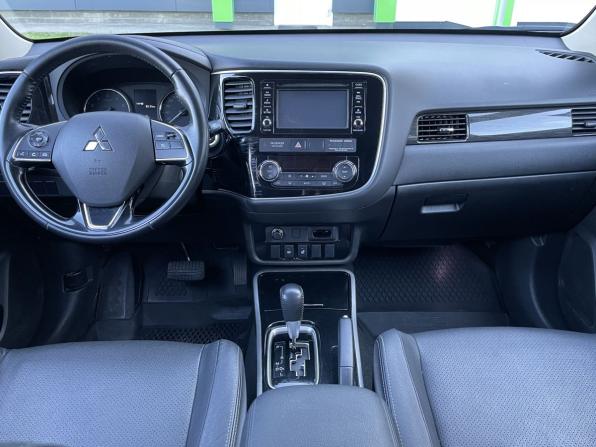 Mitsubishi Outlander III Рестайлинг 2 с пробегом 2017 года, цена 1 799 000 рублей, 153695 км, внедорожник, Автокод Объявления