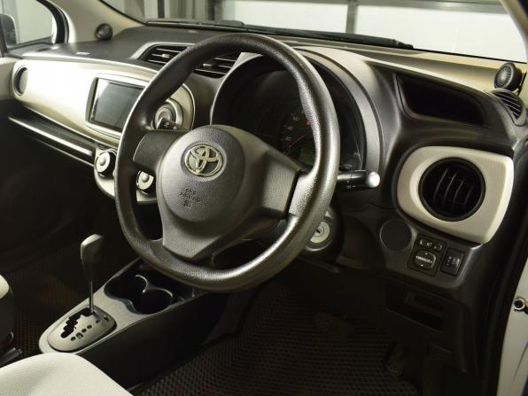 Toyota Vitz III (XP130) с пробегом 2012 года, цена 709 999 рублей, 112862 км, хэтчбек, Автокод Объявления