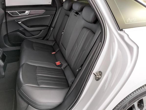 Audi A6 V (C8) с пробегом 2021 года, цена 4 250 000 рублей, 91465 км, седан, Автокод Объявления