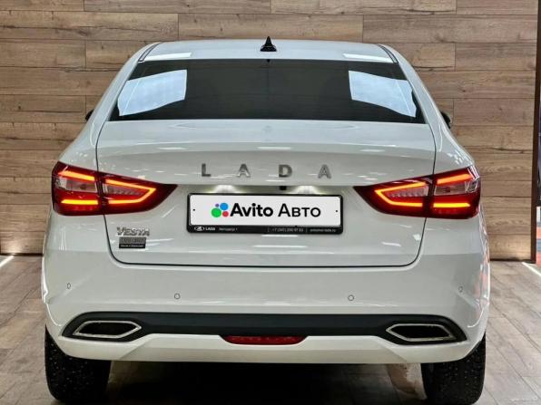 Lada (ВАЗ) Vesta I Рестайлинг (NG) с пробегом 2024 года, цена 1 450 000 рублей, 8000 км, седан, Автокод Объявления