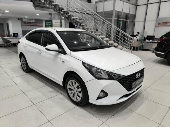 Hyundai Solaris II с пробегом 2020 года, цена 1 099 000 рублей, 131097 км, седан, Автокод Объявления