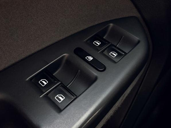 Volkswagen Touran I Рестайлинг 2 с пробегом 2012 года, цена 1 099 000 рублей, 121416 км, компактвэн, Автокод Объявления