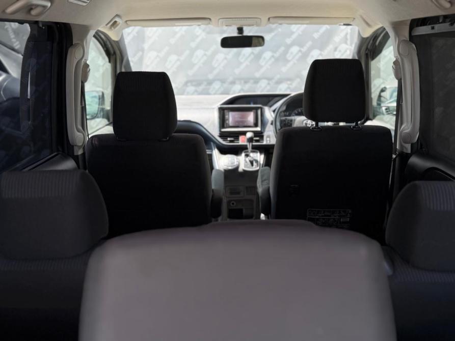 Toyota Voxy III (R80) Краснодар  - изображение 28