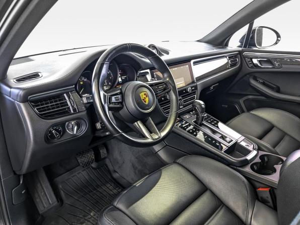 Porsche Macan I Рестайлинг 2 с пробегом 2022 года, цена 6 900 000 рублей, 74465 км, внедорожник, Автокод Объявления