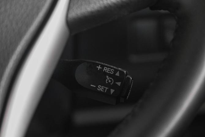 Toyota Esquire I с пробегом 2015 года, цена 1 919 000 рублей, 193000 км, минивэн, Автокод Объявления