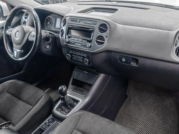 Volkswagen Tiguan I Рестайлинг с пробегом 2013 года, цена 1 299 900 рублей, 179000 км, внедорожник, Автокод Объявления