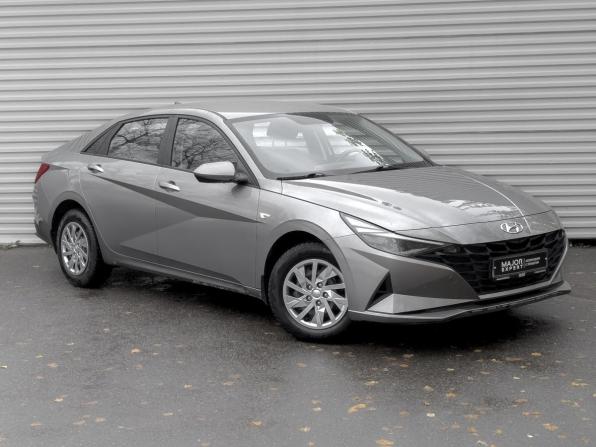 Hyundai Elantra VII (CN7) с пробегом 2022 года, цена 1 950 000 рублей, 64685 км, седан, Автокод Объявления