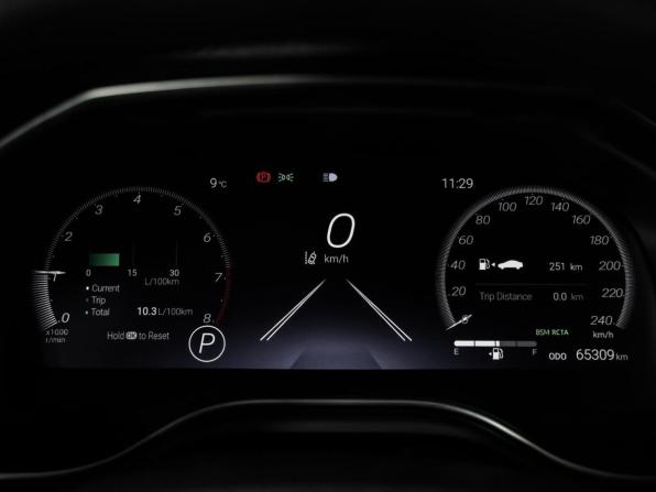 Toyota Avalon V с пробегом 2022 года, цена 3 699 000 рублей, 65124 км, седан, Автокод Объявления