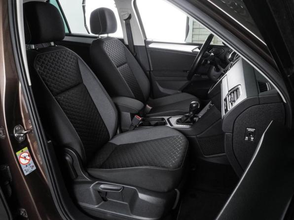 Volkswagen Tiguan II с пробегом 2018 года, цена 2 168 000 рублей, 157739 км, внедорожник, Автокод Объявления