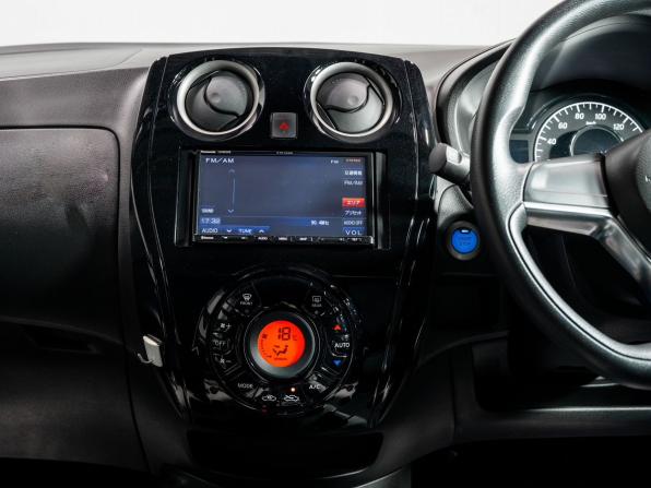 Nissan Note II Рестайлинг с пробегом 2019 года, цена 1 320 000 рублей, 79895 км, хэтчбек, Автокод Объявления