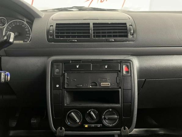 SEAT Alhambra I Рестайлинг с пробегом 2001 года, цена 285 000 рублей, 254817 км, минивэн, Автокод Объявления