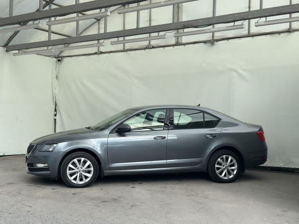 Skoda Octavia III (A7) Рестайлинг с пробегом 2018 года, цена 1 740 000 рублей, 148900 км, лифтбек, Автокод Объявления