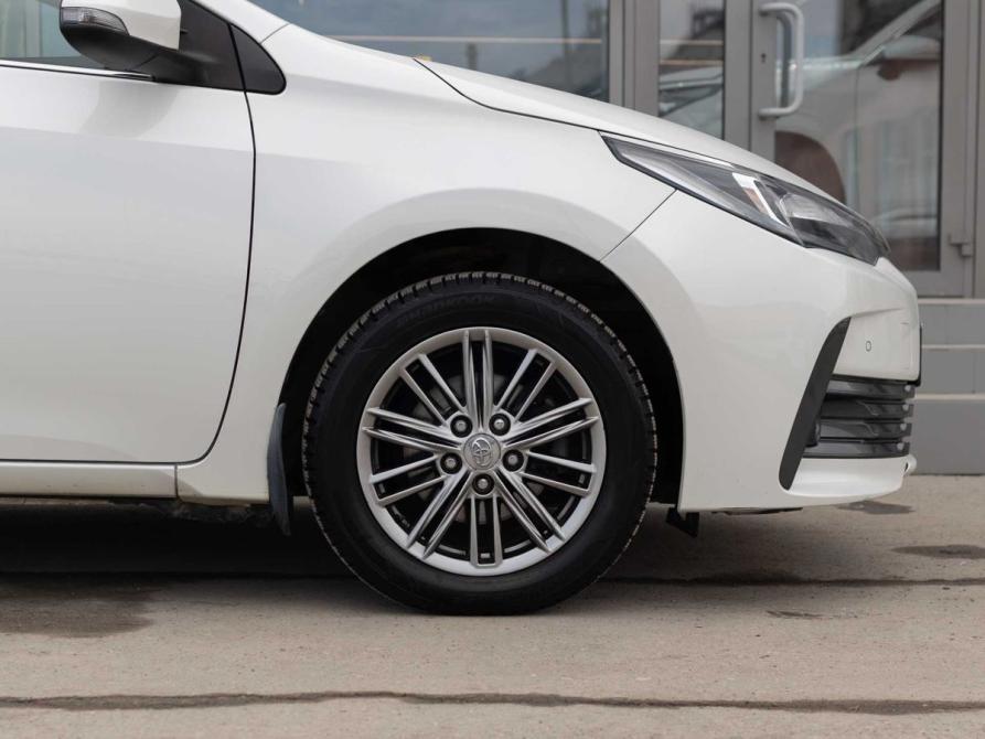 Toyota Corolla XI (E160 E170 E180) Рестайлинг 1 Новосибирск  - изображение 9