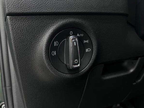 Skoda Karoq I с пробегом 2020 года, цена 2 330 000 рублей, 113168 км, внедорожник, Автокод Объявления