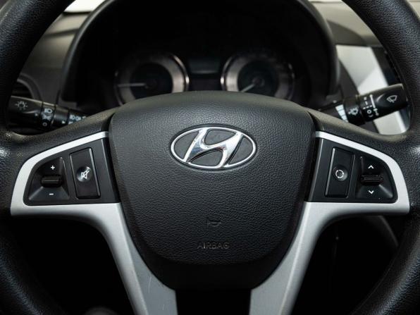 Hyundai Solaris I с пробегом 2011 года, цена 870 000 рублей, 98000 км, седан, Автокод Объявления