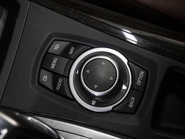 BMW X5 II (E70) Рестайлинг с пробегом 2012 года, цена 2 279 000 рублей, 249411 км, внедорожник, Автокод Объявления