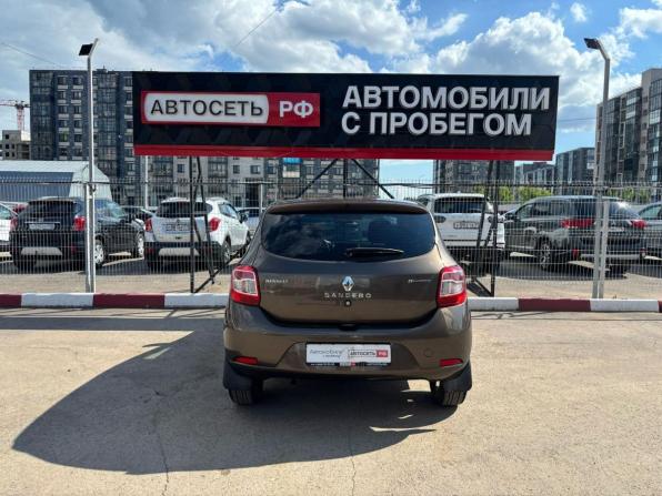 Renault Sandero II Рестайлинг с пробегом 2018 года, цена 920 000 рублей, 96479 км, хэтчбек, Автокод Объявления