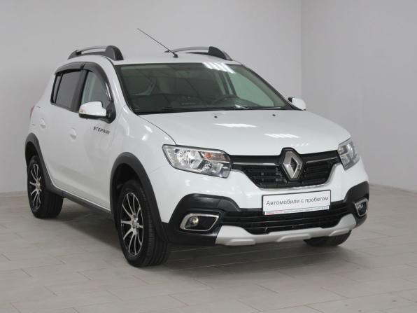 Renault Sandero II Рестайлинг с пробегом 2022 года, цена 1 399 900 рублей, 89731 км, хэтчбек, Автокод Объявления