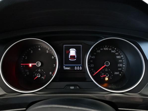 Volkswagen Tiguan II Рестайлинг с пробегом 2021 года, цена 2 230 000 рублей, 129490 км, внедорожник, Автокод Объявления