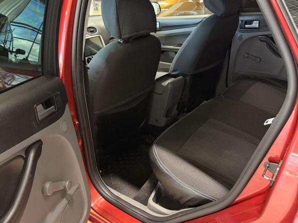 Ford Focus II Рестайлинг с пробегом 2010 года, цена 649 000 рублей, 138667 км, седан, Автокод Объявления