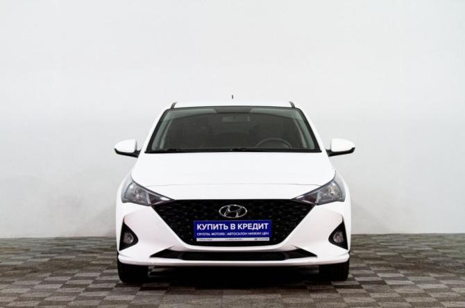 Hyundai Solaris II с пробегом 2022 года, цена 1 799 000 рублей, 105000 км, седан, Автокод Объявления
