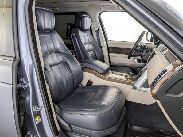 Land Rover Range Rover IV Рестайлинг с пробегом 2018 года, цена 7 055 000 рублей, 131260 км, внедорожник, Автокод Объявления