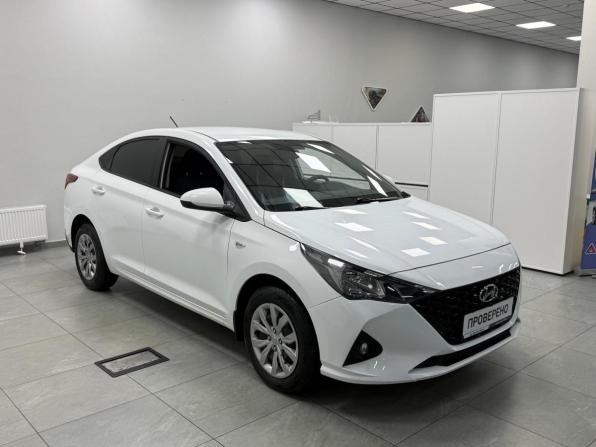 Hyundai Solaris II Рестайлинг с пробегом 2020 года, цена 1 240 000 рублей, 145864 км, седан, Автокод Объявления