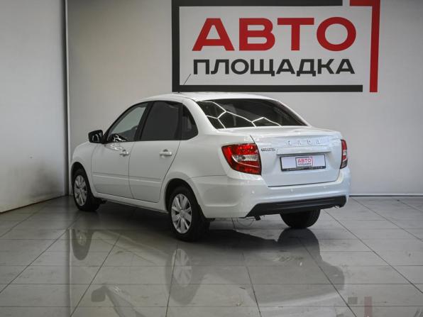 Lada (ВАЗ) Granta I Рестайлинг с пробегом 2023 года, цена 870 000 рублей, 56760 км, седан, Автокод Объявления