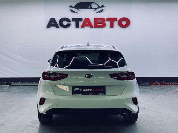 Kia Ceed III с пробегом 2018 года, цена 1 350 000 рублей, 138068 км, хэтчбек, Автокод Объявления