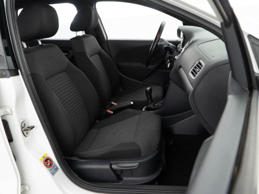 Volkswagen Polo V Москва  - изображение 8