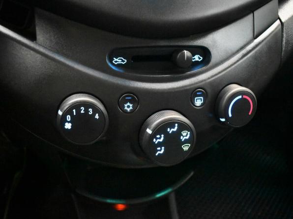Chevrolet Spark III с пробегом 2011 года, цена 640 000 рублей, 78627 км, хэтчбек, Автокод Объявления