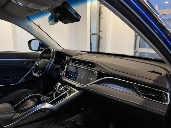 Geely Atlas Pro с пробегом 2022 года, цена 1 880 000 рублей, 120655 км, внедорожник, Автокод Объявления