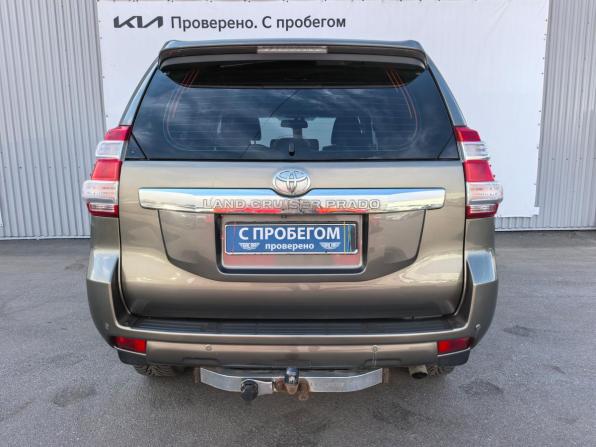 Toyota Land Cruiser Prado 150 Series Рестайлинг 1 с пробегом 2014 года, цена 2 750 000 рублей, 298000 км, внедорожник, Автокод Объявления