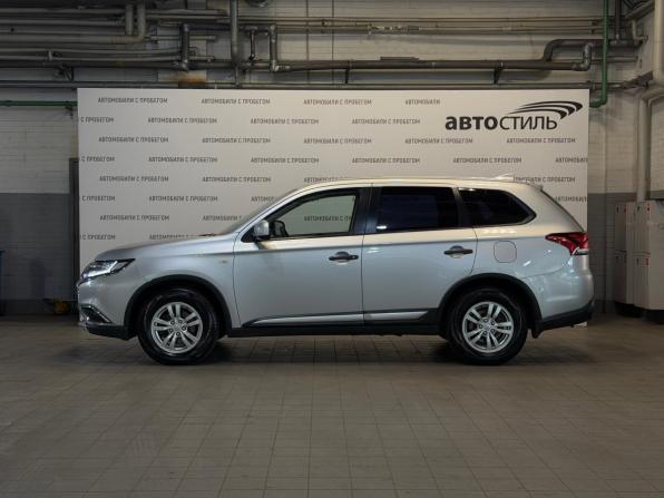 Mitsubishi Outlander III Рестайлинг 2 с пробегом 2018 года, цена 1 569 000 рублей, 151126 км, внедорожник, Автокод Объявления