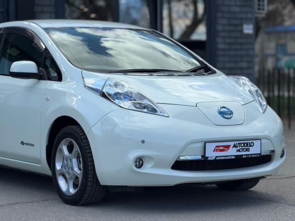 Nissan Leaf I (ZE0/AZE0) с пробегом 2012 года, цена 620 000 рублей, 79006 км, хэтчбек, Автокод Объявления