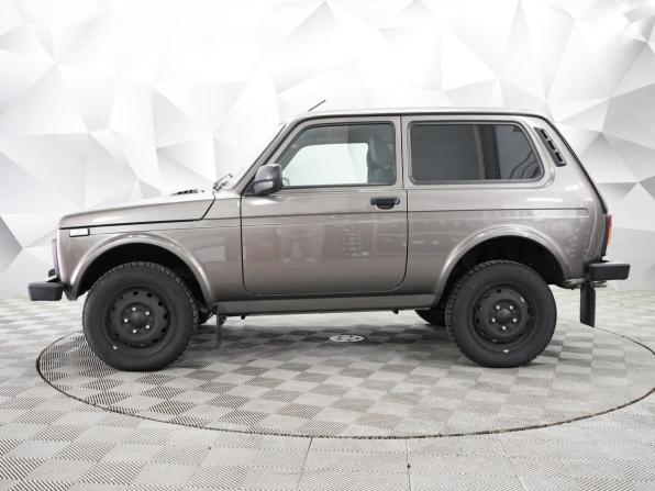 Lada (ВАЗ) Niva Legend с пробегом 2024 года, цена 989 000 рублей, 8000 км, внедорожник, Автокод Объявления