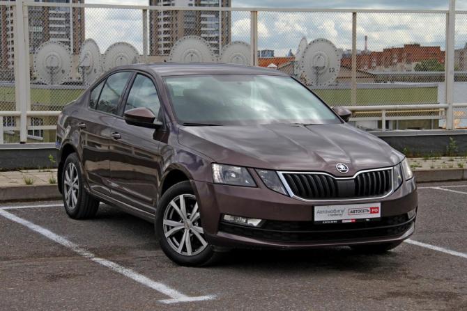 Skoda Octavia III (A7) Рестайлинг с пробегом 2018 года, цена 1 669 200 рублей, 119975 км, лифтбек, Автокод Объявления