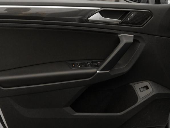 Volkswagen Tiguan II с пробегом 2018 года, цена 2 890 000 рублей, 91069 км, внедорожник, Автокод Объявления