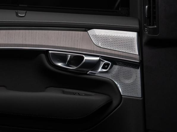 Новый Volvo XC90 II Рестайлинг 2 2026 года, цена 11 250 000 рублей, внедорожник, Автокод Объявления
