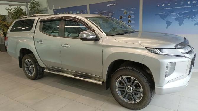 Mitsubishi L200 V Рестайлинг с пробегом 2019 года, цена 2 399 000 рублей, 111664 км, пикап, Автокод Объявления
