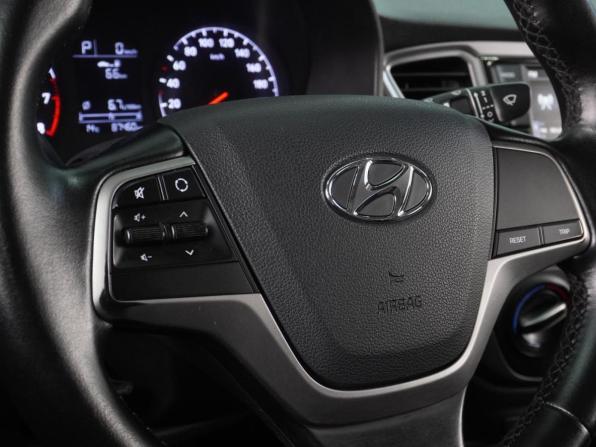 Hyundai Solaris II с пробегом 2019 года, цена 1 439 000 рублей, 87460 км, седан, Автокод Объявления