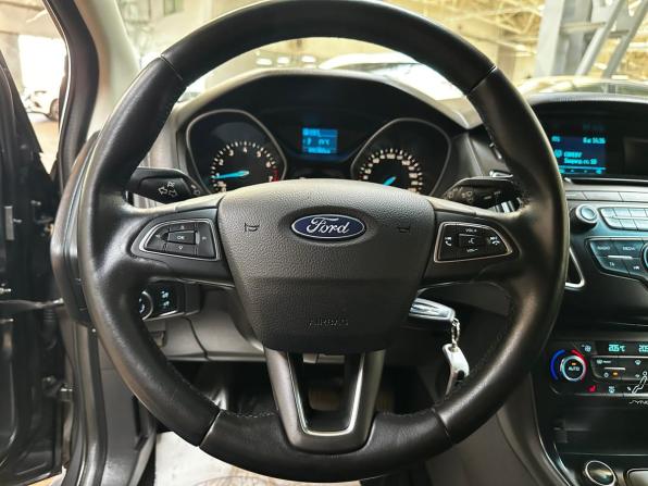 Ford Focus III Рестайлинг с пробегом 2017 года, цена 1 050 000 рублей, 92380 км, хэтчбек, Автокод Объявления