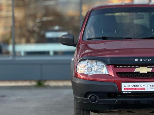 Chevrolet Niva I Рестайлинг с пробегом 2018 года, цена 739 000 рублей, 97656 км, внедорожник, Автокод Объявления