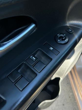 Kia Venga I с пробегом 2012 года, цена 950 000 рублей, 138776 км, минивэн, Автокод Объявления