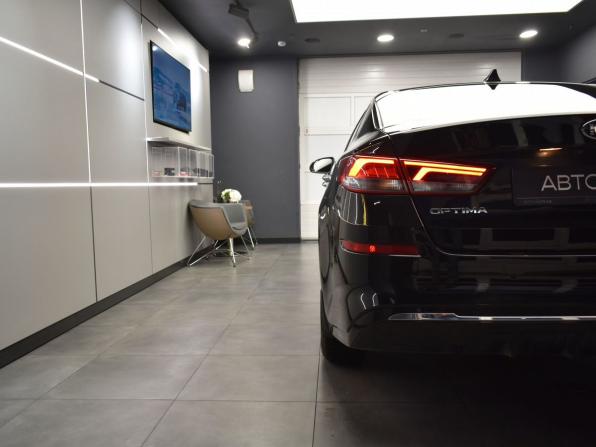 Kia Optima IV Рестайлинг с пробегом 2018 года, цена 1 760 000 рублей, 131629 км, седан, Автокод Объявления